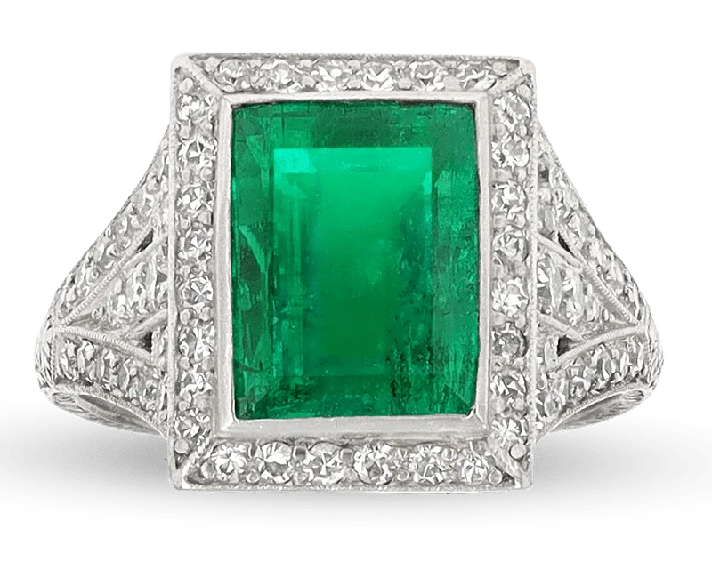 High-End Minimal Rings -Colombian Emerald Art Deco Ring, 4.00 Carats