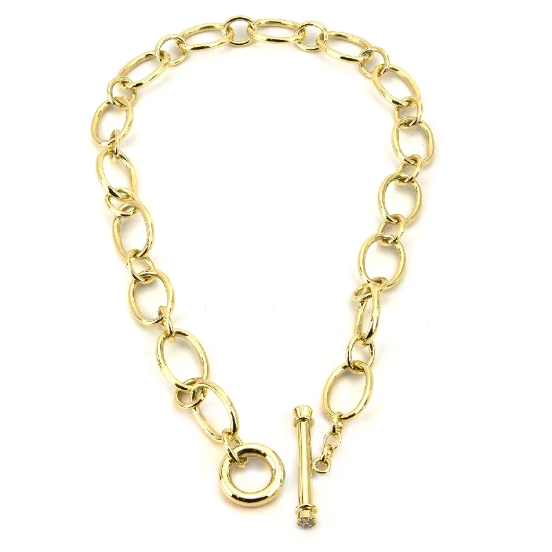 Ladies Necklaces Knotted Style-Toggle Necklace - 18k Gold With Diamond