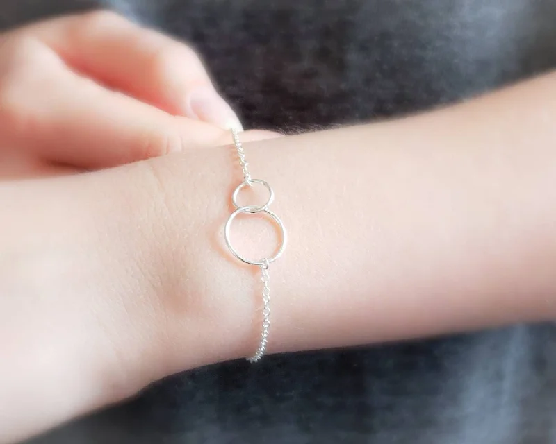 Ladies Modern Bracelets -Infinity Circles Bracelet