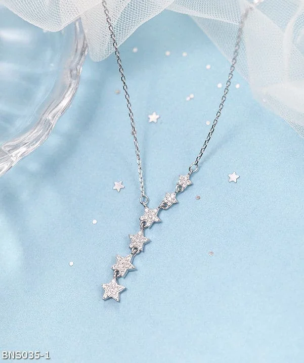 Ladies Necklaces for Creators-Minimalist stars necklace