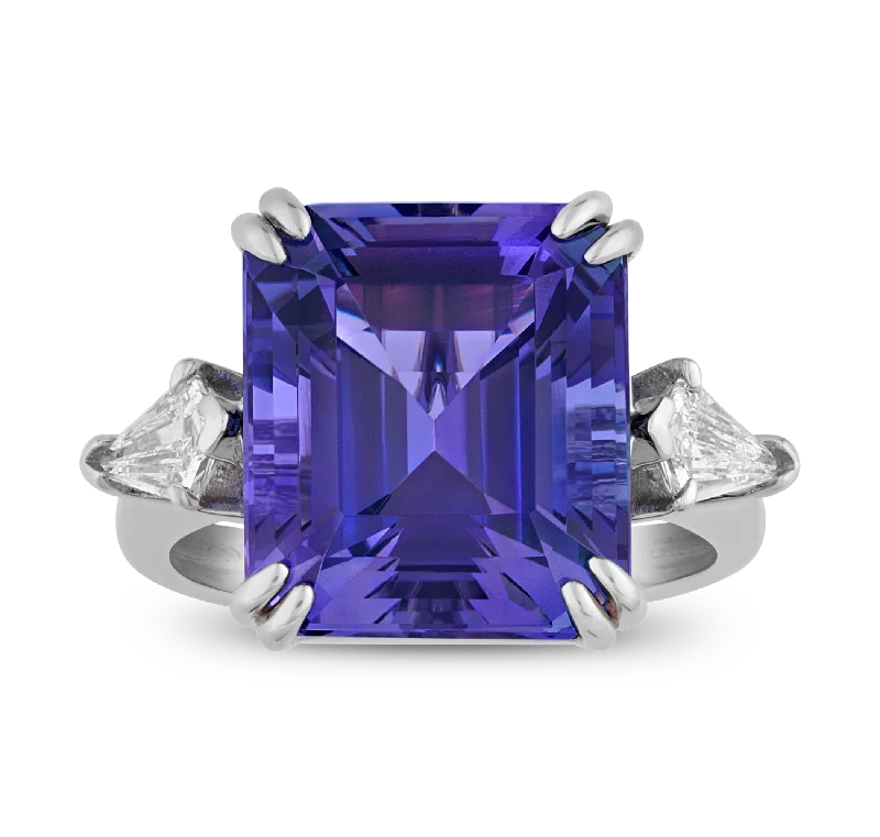 Farmhouse Band Rings -Tanzanite Ring, 11.40 carats