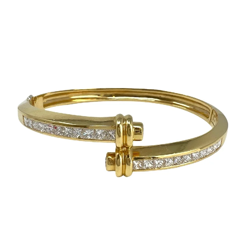 Ladies Ocean Bracelets -18K Gold Hinged Bracelet with 22 Princess Cut Diamonds