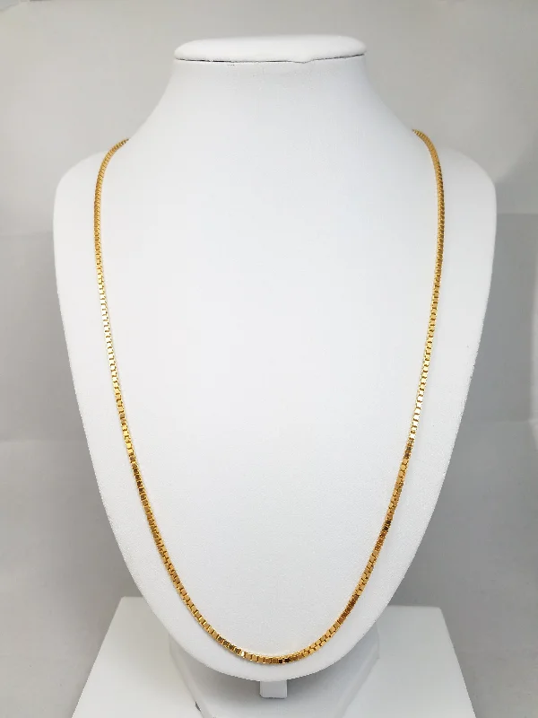 Ladies Necklaces for Workdays-Classic 18k Yellow Gold Solid Box Link 23" Necklace