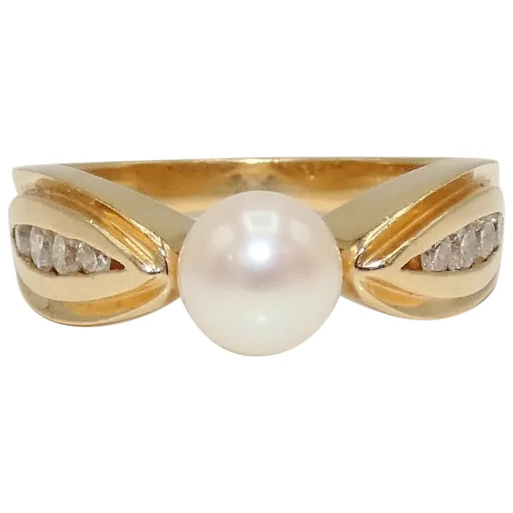 Celtic Knot Rings -14K Gold Pearl & Diamond Ring