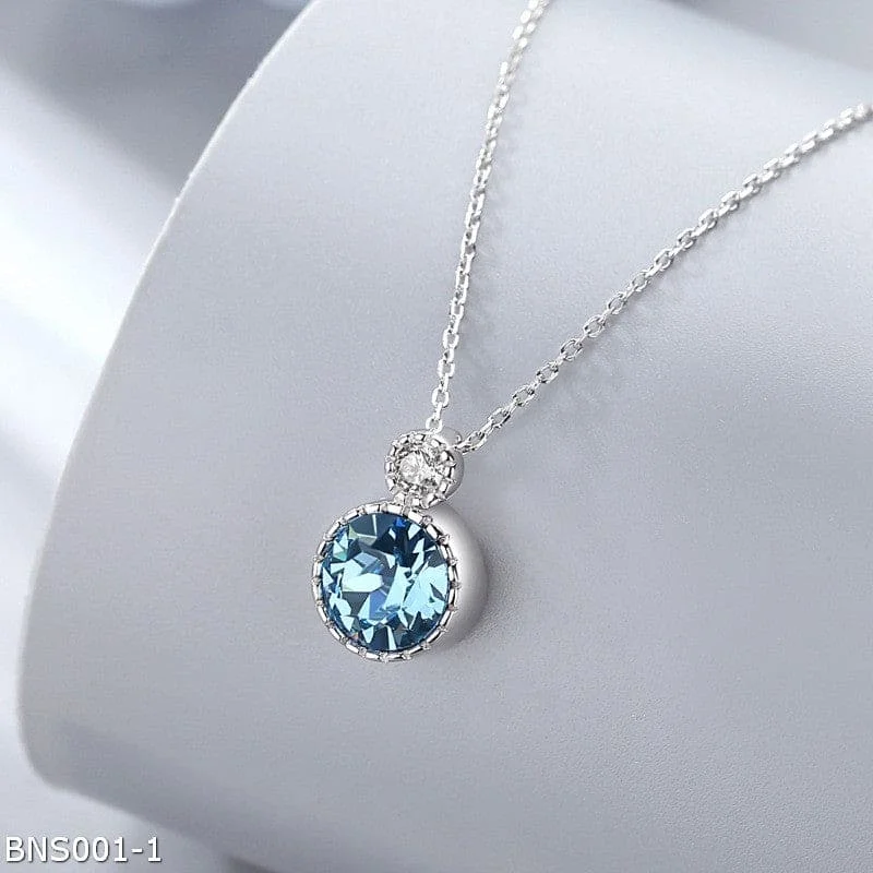 Ladies Necklaces for Mentors-Austrian crystal ocean heart necklace