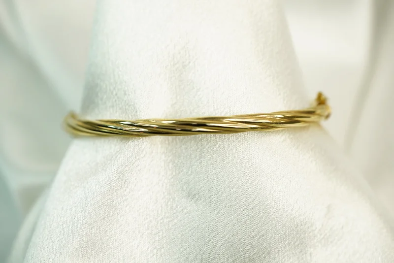 Ladies Polished Bracelets -14k Twist Bangle Bracelet