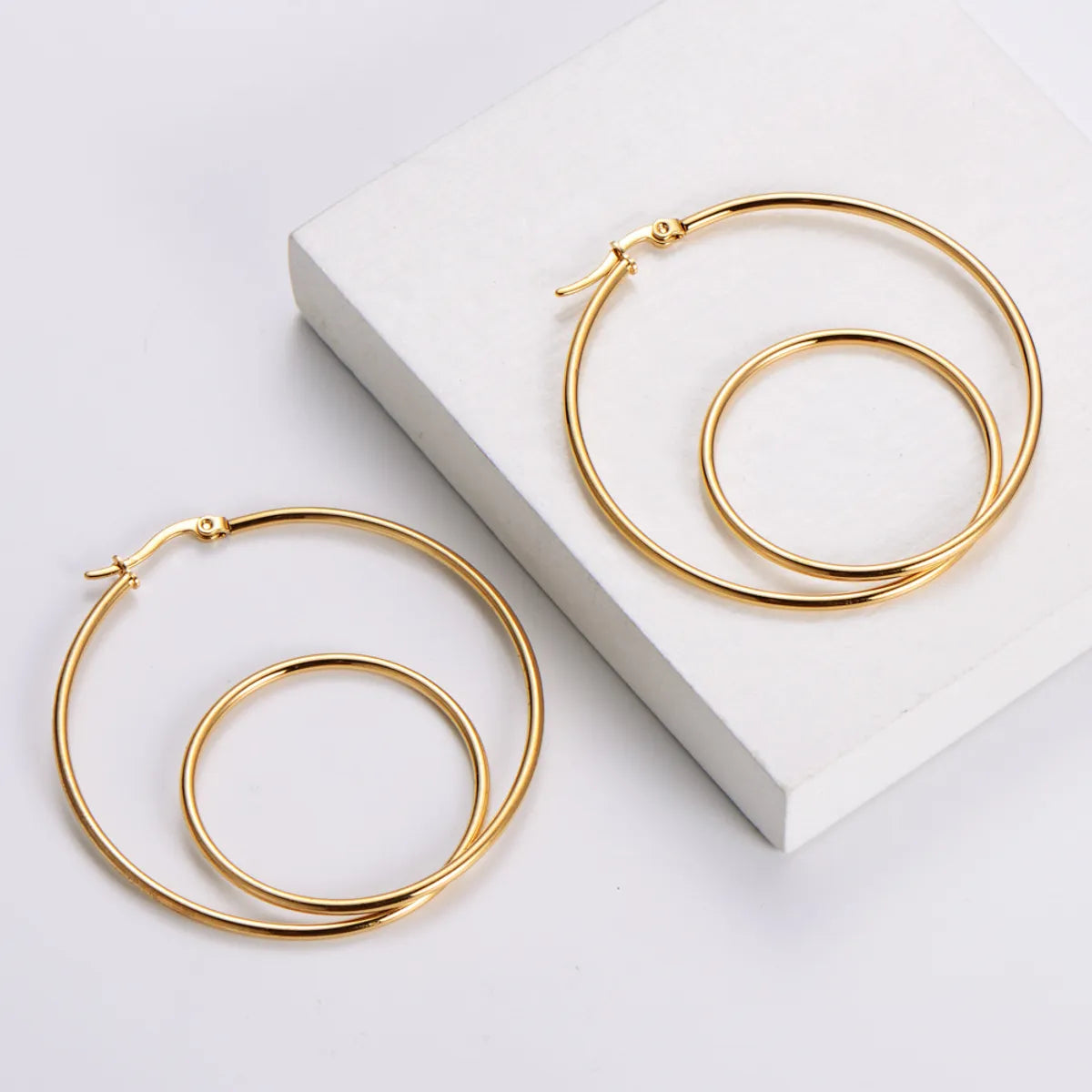 Ladies Earrings Curved Drops-Simple Style Geometric Plating Stainless Steel No Inlaid Earrings