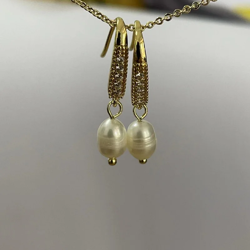 Zircon Pearl Earrings Style 4