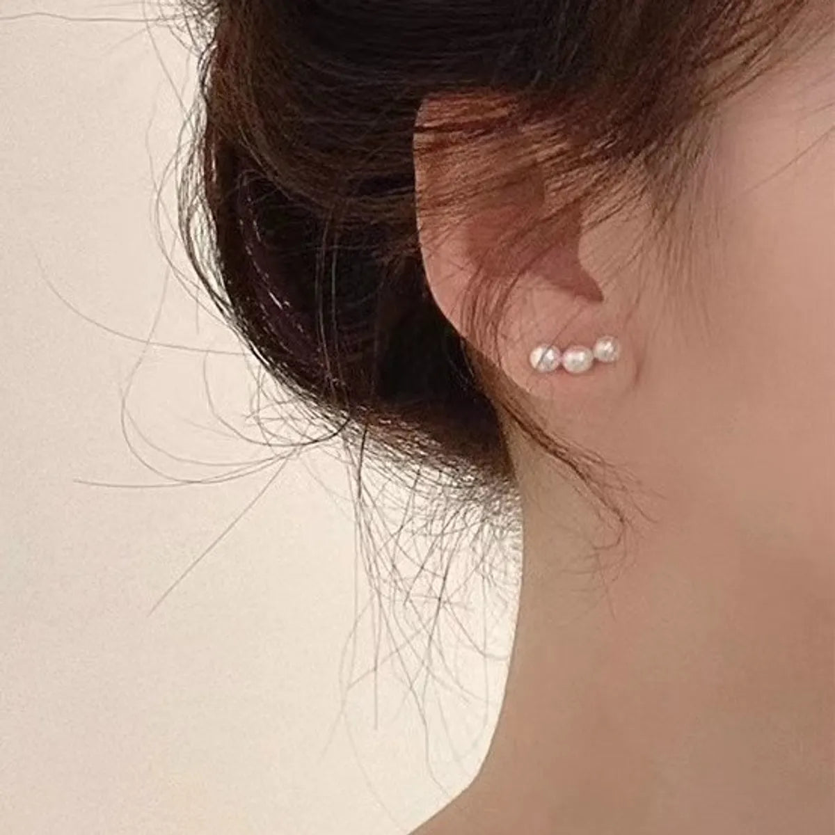 Ladies Earrings for Dreamers-1 Pair Casual Simple Style Solid Color Round Inlay Alloy Pearl Ear Studs