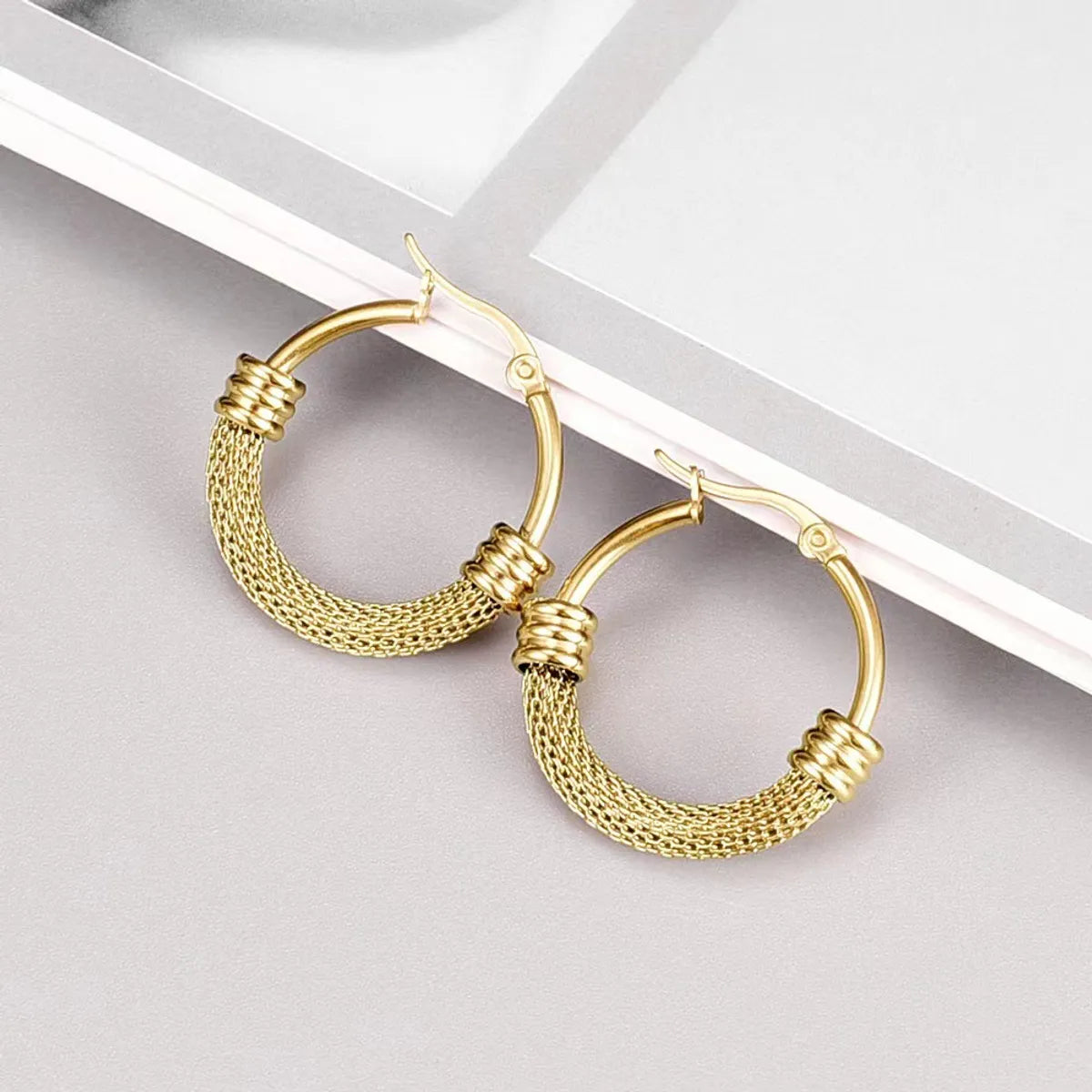 Ladies Earrings with Wing Studs-Fashion Round Stainless Steel Plating Hoop Earrings 1 Pair