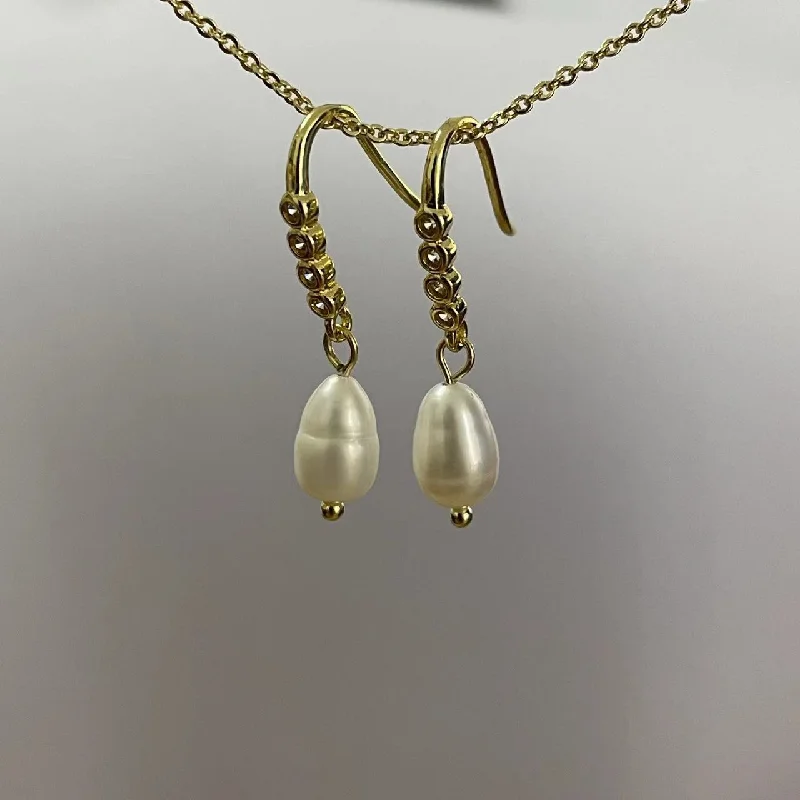 Zircon Pearl Earrings Style 6