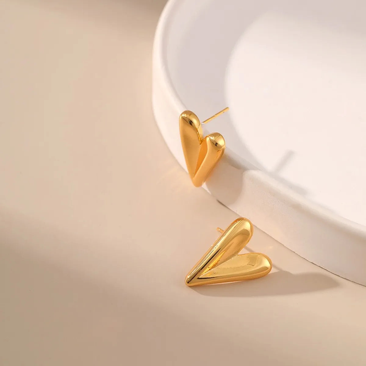 Ladies Earrings with Yellow Sanidine-1 Pair Ig Style Simple Style Heart Shape Plating Stainless Steel 18k Gold Plated Ear Studs