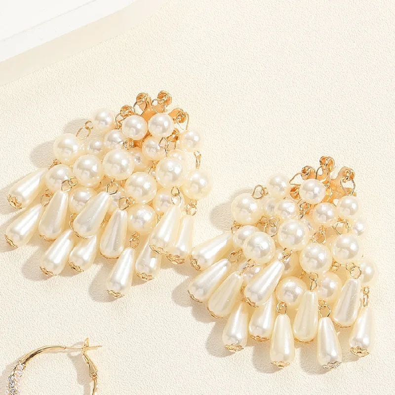 Pearl tassel earrings