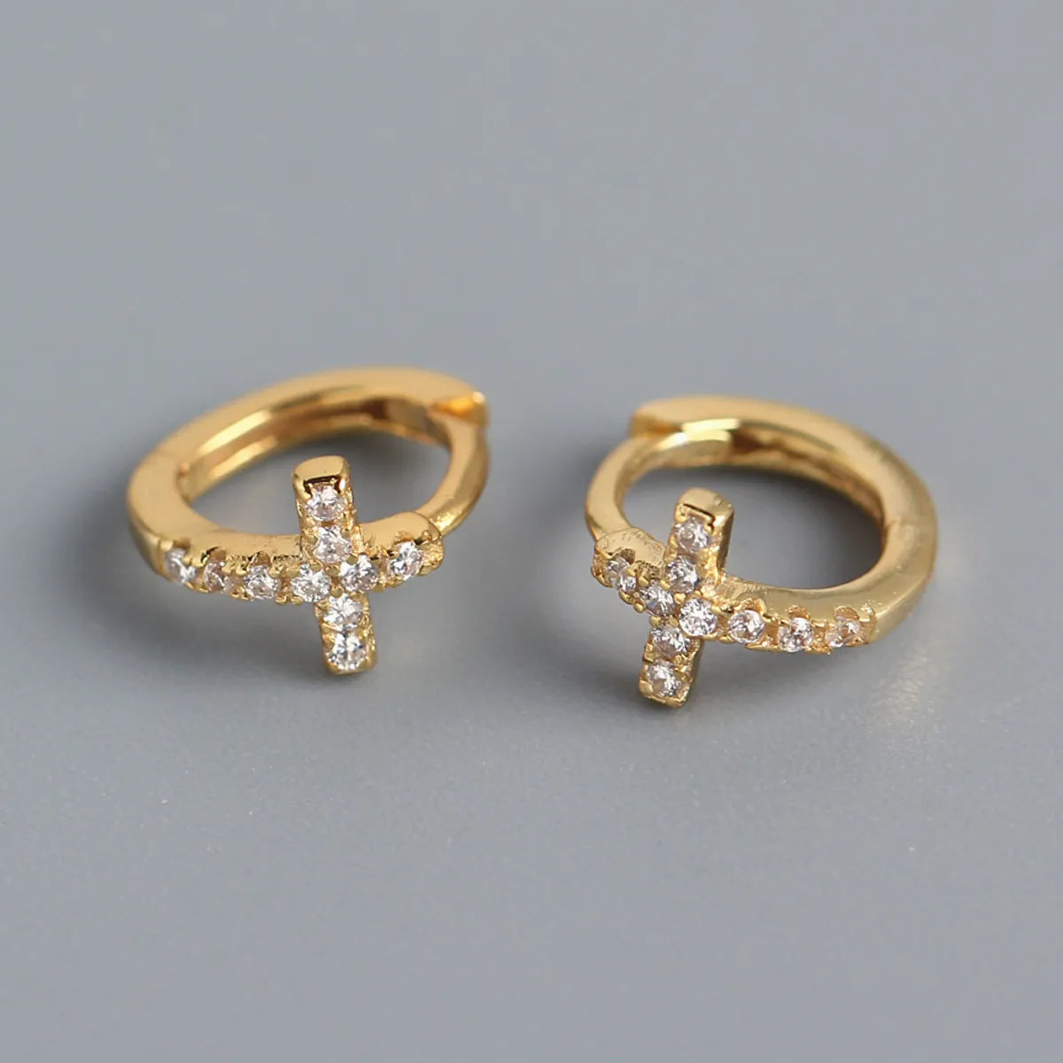 Yellow Gold (One Pair Price)