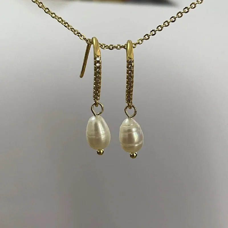 Zircon Pearl Earrings Model 1