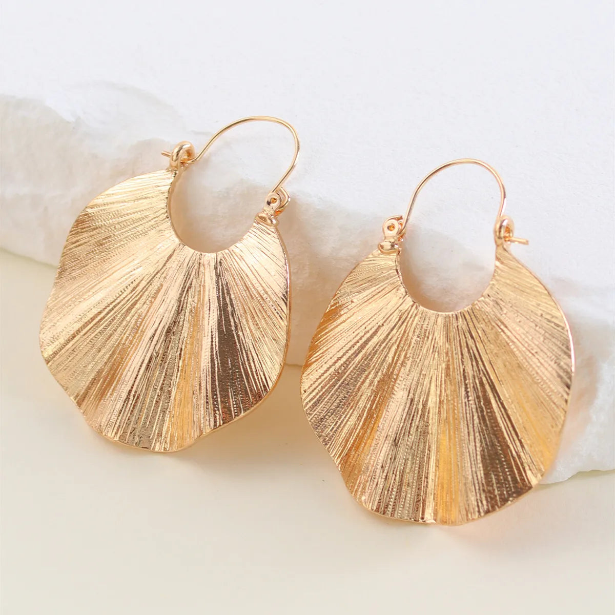 Ladies Earrings with Yellow Heliodor-1 Pair Elegant Vintage Style Sector Solid Color Alloy Drop Earrings