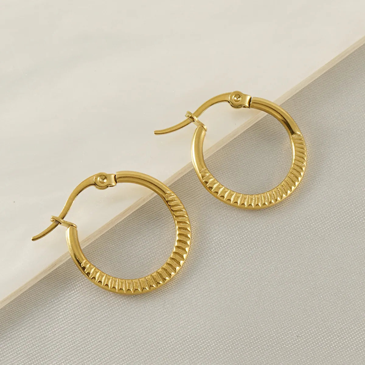 Ladies Earrings for Gala Nights-1 Pair Casual Simple Style Round Stainless Steel Plating 18k Gold Plated Hoop Earrings