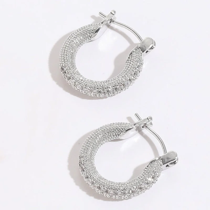 U-Shaped Ear Ring Real Platinum