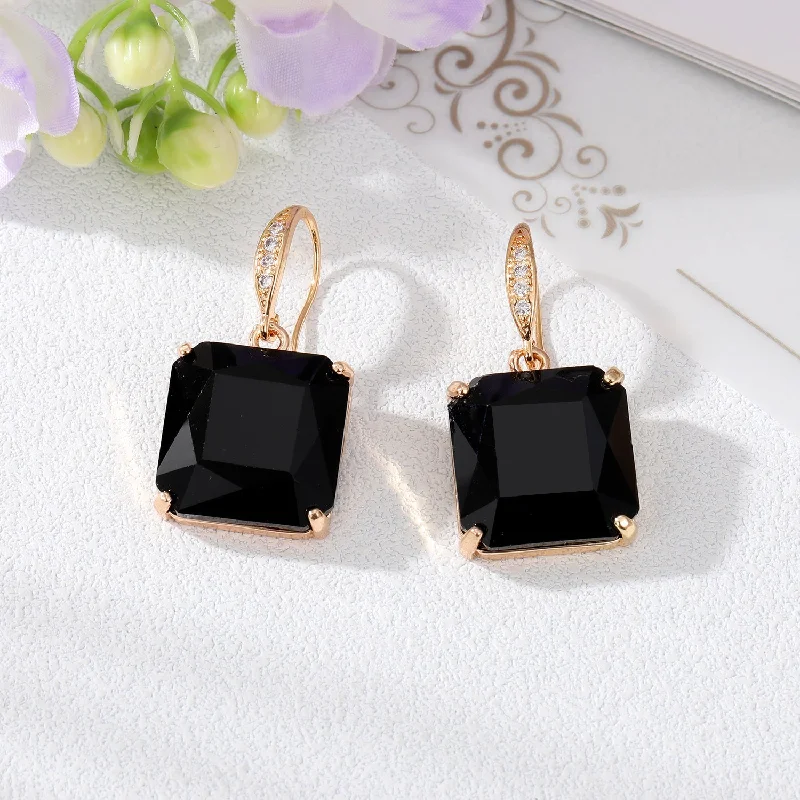 Black Crystal Earrings (Gang Drill Hook)