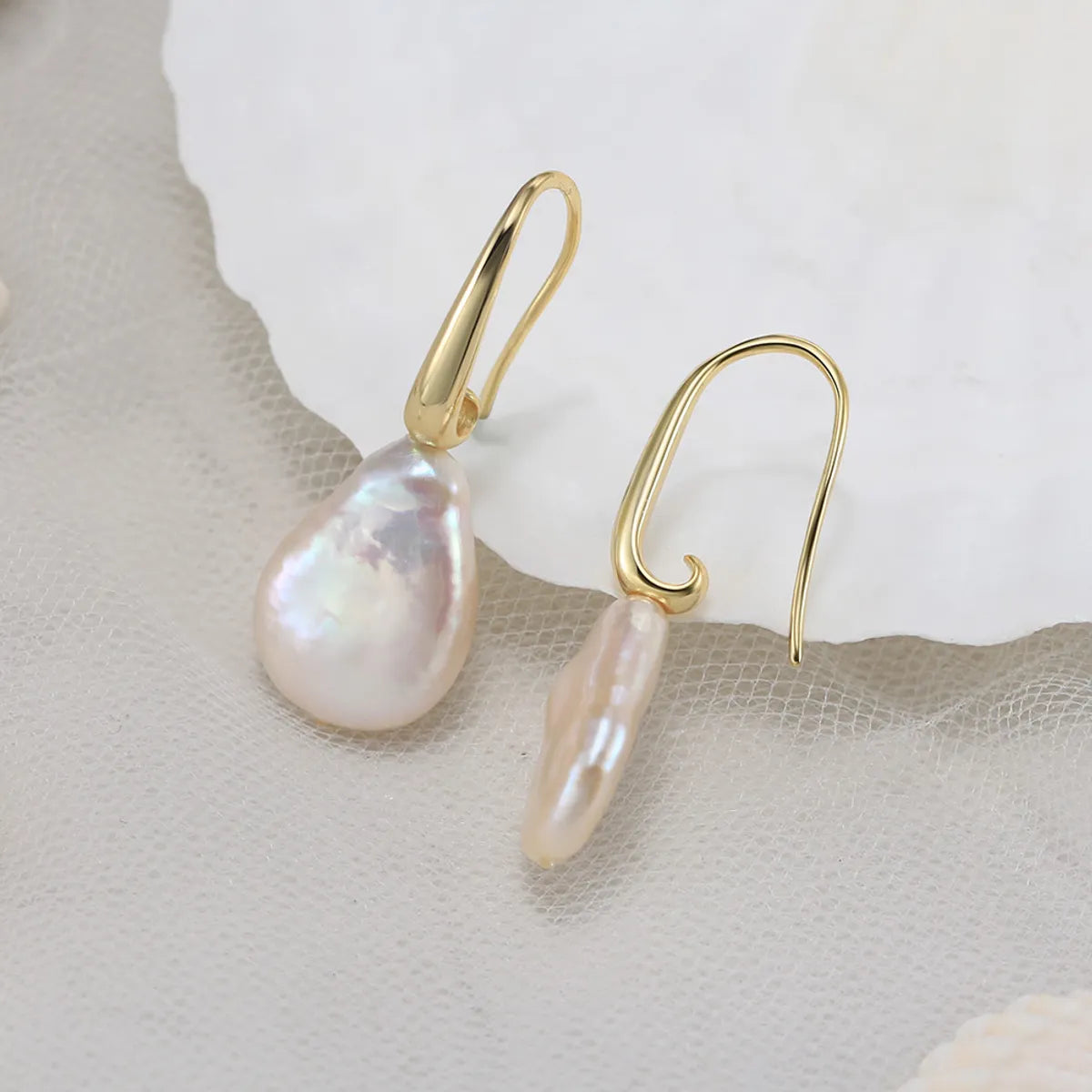 Ladies Earrings with Lock Studs-1 Pair Baroque Style Sweet Simple Style Geometric Plating Inlay Freshwater Pearl Sterling Silver Freshwater Pearl Drop Earrings