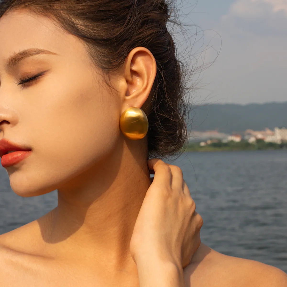 Ladies Earrings with Flame Studs-1 Pair Ig Style Simple Style Classic Style Solid Color Plating Stainless Steel 18k Gold Plated Ear Studs